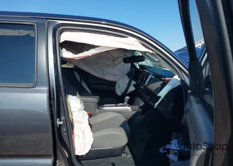 2022 Toyota Tacoma Sr5 V6 z USA, uszkodzony, nr VIN 3TMAZ5CN5NM176447